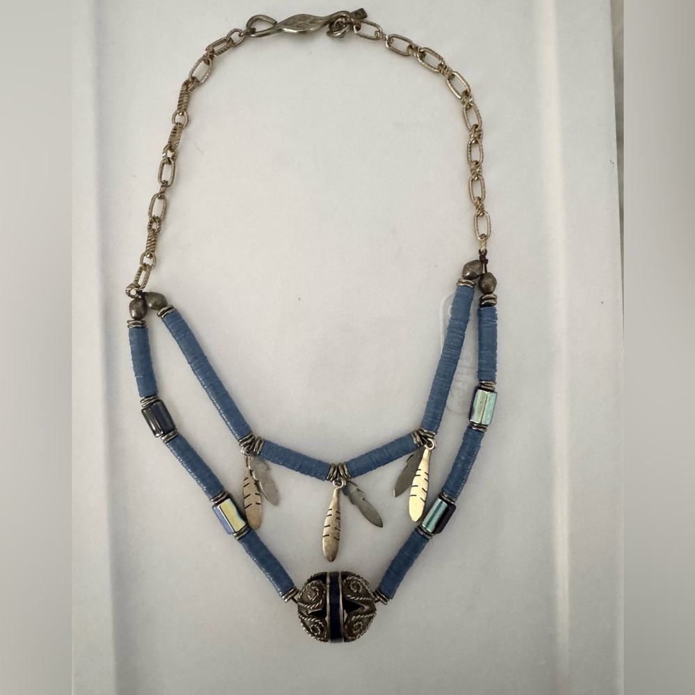 Blue/Gold Short Pendant Necklace